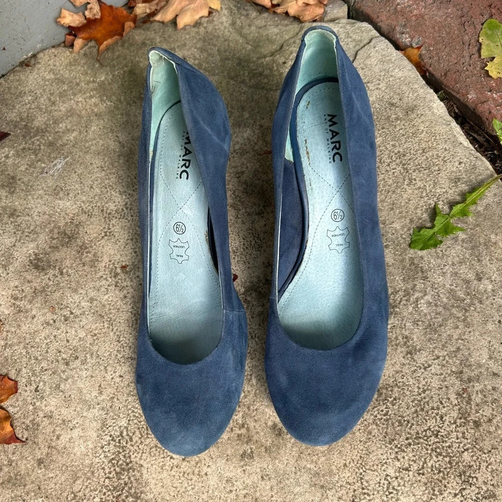 Marc The Art of Walking Blue Suede Shoes, size 9.5 - Picture 4 of 9